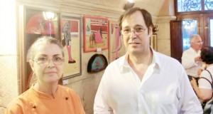 Manuel Cuéllar recrea el mundo taurino con sus pinturas