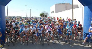 Cerca de 400 ciclistas recorren el Bajo Andarax en la Martínez Oliver
