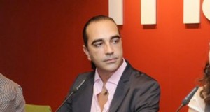 Manuel Francisco Reina presenta en Almería su novela ‘Los amores oscuros’