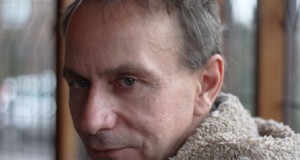 Antas seduce a Michelle Houellebecq que presentará allí su útlimo libro