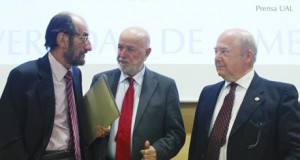 «La Almería musulmana sigue siendo un laboratorio de análisis inagotable»