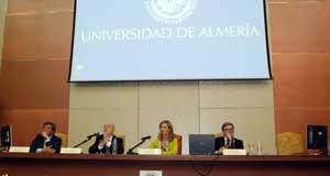 Garmendia presenta ‘Estrategia Universidad 2015’ para lograr universidades de calidad y competitivas