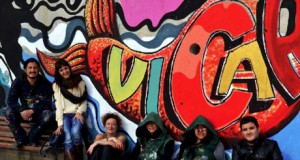 Muralistas mejicanos dejan su 'huella artística' en Vícar