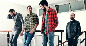 Negroazulado presenta su primer disco en Almería