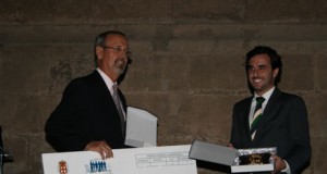 Juan Pablo Giner Reis gana el premio de novela Ciudad de Almería