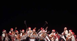 La escuela de música de Roquetas de Mar se llenó para ver el concierto navideño de los alumnos