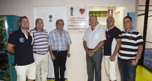 Vícar estrena las primeras pistas de padel indoor del Poniente