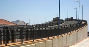 Los vecinos de Gérgal no sufrirán más el paso a nivel