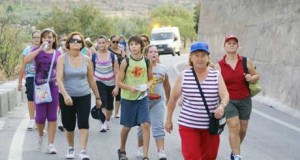 Medio millar de peregrinos participan el domingo en la romería del Cristo de la Salud