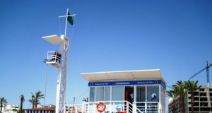 Las playas de Roquetas contarán con vigilancia en Semana Santa