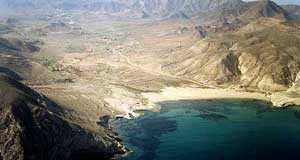 Sal, aves, volcanes y mar en una ruta por Cabo de Gata