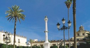 La Junta entrega a Almería el proyecto defintivo de rehabilitación de la Plaza Vieja