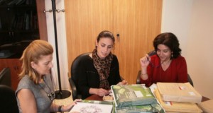 Un total de 14 obras compiten por el premio de ensayo Carmen de Burgos