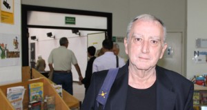 Rafael Chirbes: «Busco una narración al margen de la oficial»