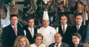 El restaurante Terraza Carmona de Vera recibe el premio Alimentos de España 2010