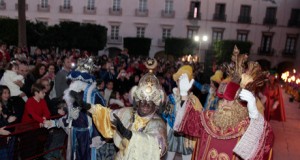 Los Reyes Magos de Almería tendrán cierto parecido a Juan José Salvador, Felipe Ortiz y Humberto Kessel