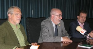 Alejandro Rojas Marcos da por concluida la Transición