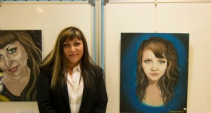 Espacio de Mujeres muestra medio centenar de óleos de Tatiana Samoylovskaya