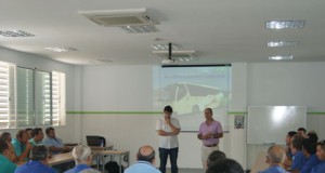 El personal municipal de Vícar aprende a conducir de forma sostenible