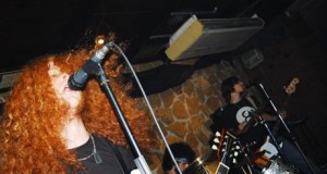 Sniper Alley salva el rock y Arny Division lo hace divertido