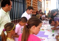 Manualidades y juegos en familia para combatir el calor en Adra durante julio y agosto