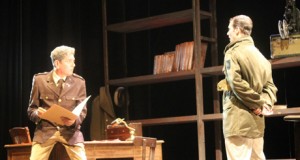 Delicatessen comienza por todo lo alto con 'Tomar partido'