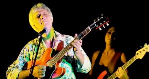 Roquetas se apunta al blues