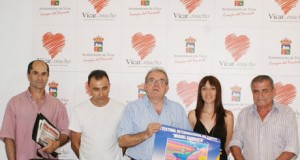 Una treintena de improvisadores y músicos participan en el Festival de Trovo Miguel Candiota