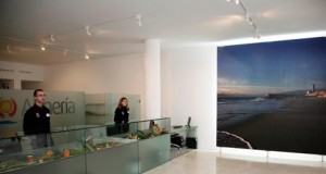 Una treintena de visitas guiadas dinamizarán el turismo en la capital