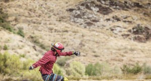 El puerto de Velefique, desde la bici al monopatín