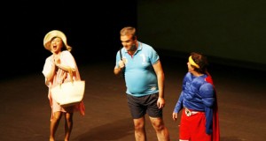 Risas con acento almeriense en Roquetas con ‘Veranico azul’