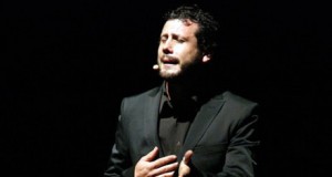 Vicente Gelo lleva su cante flamenco hasta Carboneras