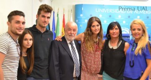 Actrices, cantantes y profesores vuelcan con jóvenes de capacidad intelectual límite