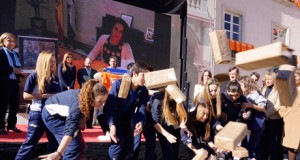 Almería alza su voz contra la violencia de machista