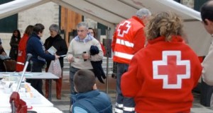 Cruz Roja reúne a más de un centenar de sus voluntarios en El Ejido