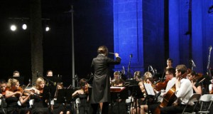 Un 'Carmina Burana' a tres orquestas en el Maestro Padilla